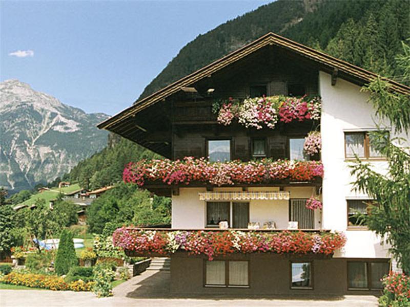 Gaestehaus Gisela Bruck am Ziller Zewnętrze zdjęcie