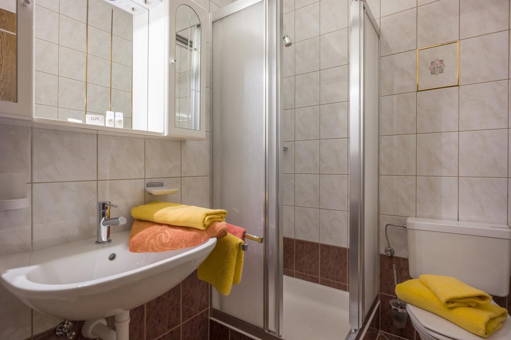 Gaestehaus Gisela Bruck am Ziller Zewnętrze zdjęcie
